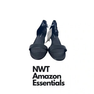 NWT | Amazon Essentials | Classic Black Heeled  Sandals | Size 8W